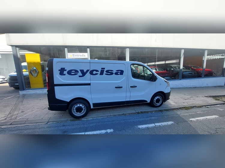 Renault Trafic 2.0 120cv foto 2